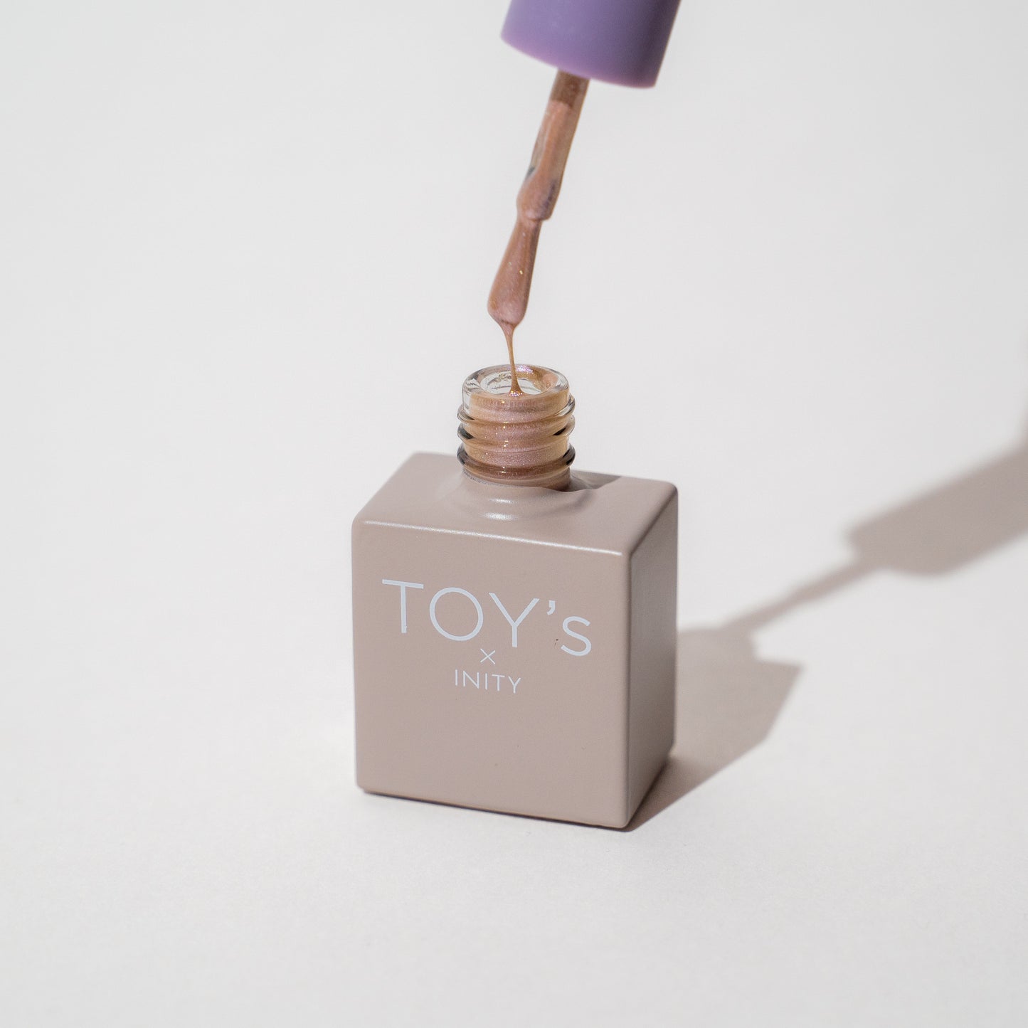 TOY's × INITY オリオンマグコレクション 7ml T-OM01 から T-OM06 ユニコーンネイル