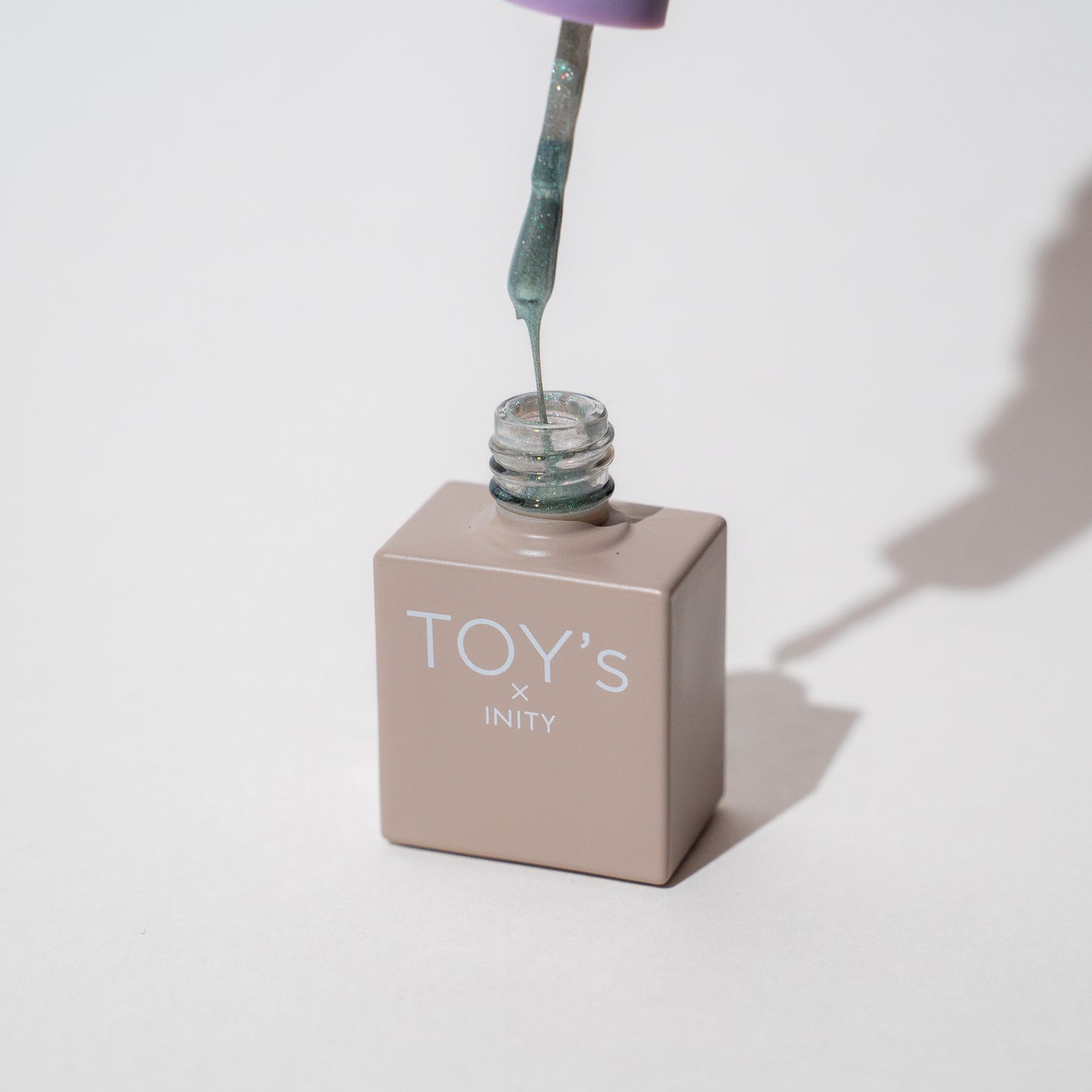 TOY's × INITY オリオンマグコレクション 7ml T-OM01 から T-OM06 ユニコーンネイル