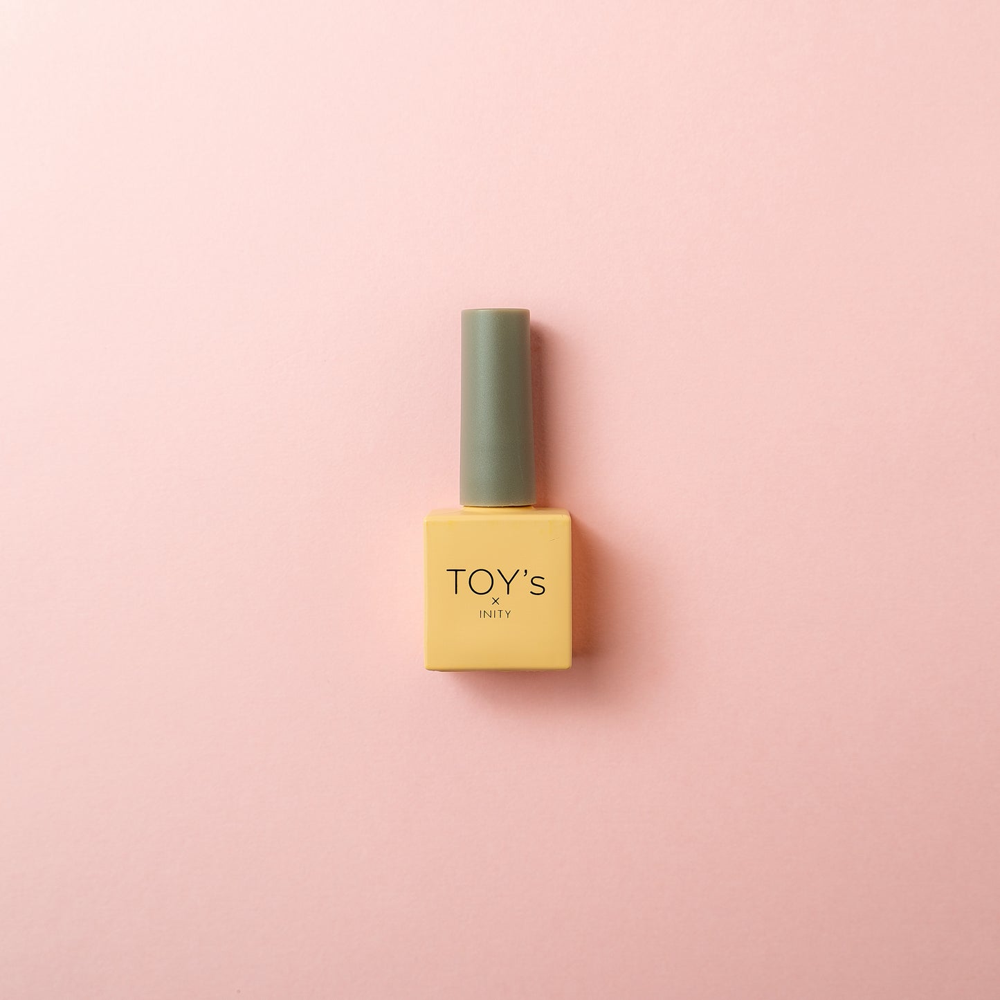 TOY's × INITY ホワイトライトコレクション 7ml 【6色からご選択】 T-WL01 T-WL02 T-WL03 T-WL04 T-WL05 T-WL06 トイズバイアイニティ カラージェル ジェルネイル 偏光カラー グリッター マグネット キャッツアイ ネイルアート ネイルデザイン セルフネイル 新品 送料無料