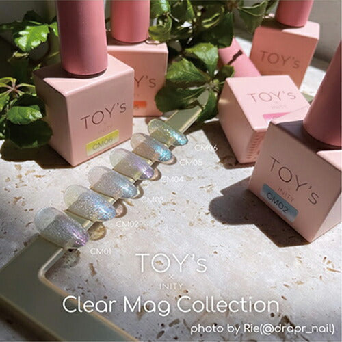 TOY's × INITY クリアマグコレクション 7ml 【6色からご選択】 T-CM01 T-CM02 T-CM03 T-CM04 T-CM05 T-CM06 マグネットネイル うるうる 透明感 トイズバイアイニティ カラージェル ジェルネイル 偏光グリッター ラメ キャッツアイ ネイルアート セルフネイル 新品 送料無料